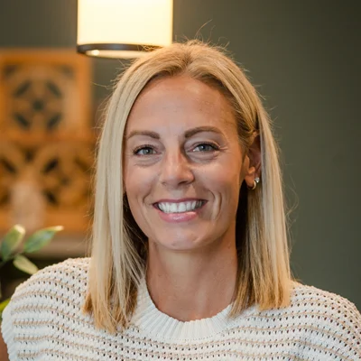 Portrait of Chrissy, a Frankum Chiropractic team member.